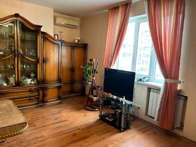 квартира за адресою Автозаводська вул., 7б