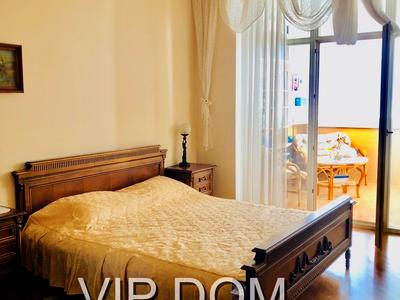 квартира по адресу Французский бульв., 33