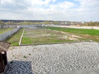 комерційна за адресою Кривова, 5