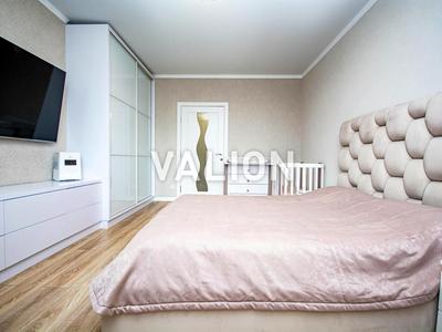квартира по адресу Оболонский просп., 1