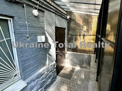 коммерческая по адресу Стадионная ул., 21/1