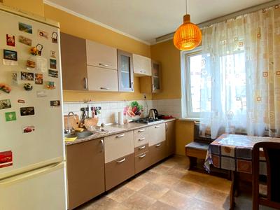 кімната за адресою Тростянецька вул., 3