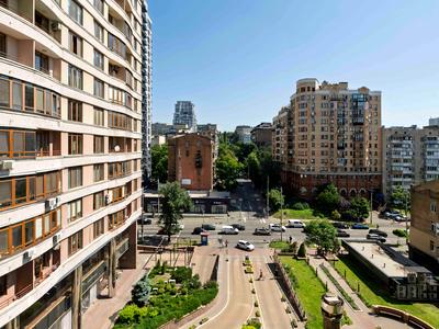 квартира за адресою Жилянська вул., 59