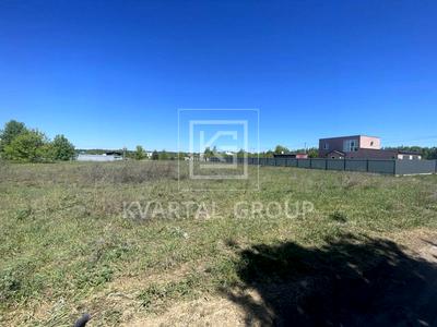 участок по адресу с. Дмитровка, Соборна, 31