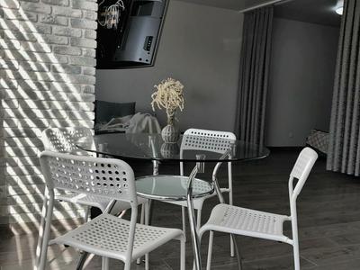 квартира за адресою Драгоманова вул., 38-А