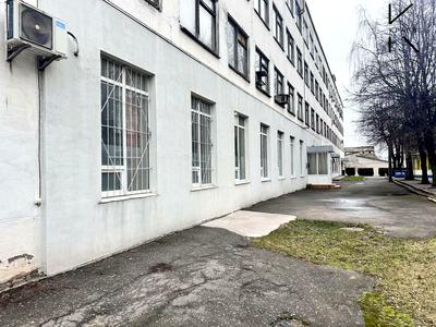 комерційна за адресою Чорновола В'ячеслава, 88