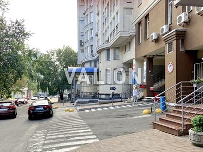 коммерческая по адресу Николая Михновского бульв. (Дружбы Народов), 14-16