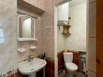 квартира за адресою Радісна вул., 7
