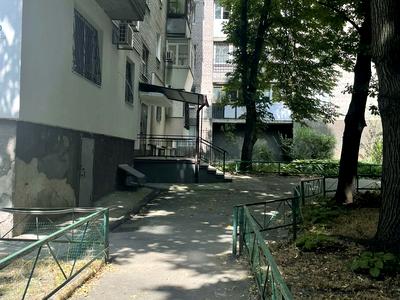 квартира за адресою Героїв Крут вул. (Фурманова), 10