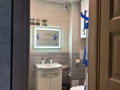 квартира за адресою Драгоманова вул., 10