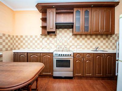 квартира по адресу Дарницкий бульв., 8