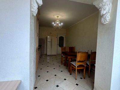 квартира за адресою Жасминова вул., 5б
