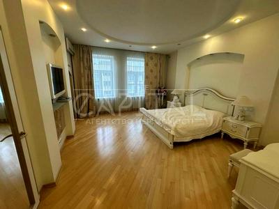 квартира за адресою Шовковична вул., 32/34