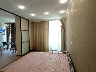 квартира за адресою Регенераторна вул., 4 к4