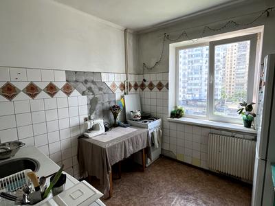 квартира за адресою Володимира Івасюка просп. (Героїв Сталінграду), 48