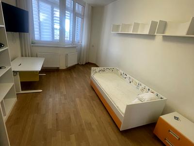 квартира по адресу Василия Симоненко ул., 5