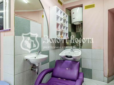 комерційна за адресою Новодарницька вул., 6