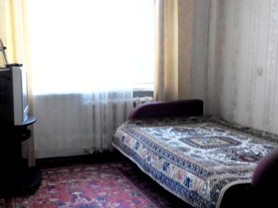 кімната за адресою Українська вул., 37