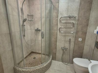 квартира за адресою Регенераторна вул., 4