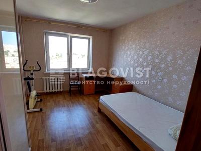 квартира за адресою Автозаводська вул., 15А