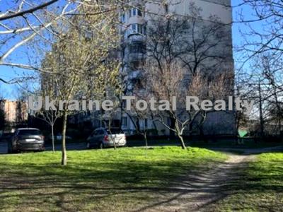 квартира за адресою Академіка Булаховського вул., 5-А