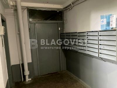 квартира за адресою Леся Курбаса просп., 18