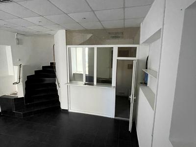 коммерческая по адресу Греческая ул., 11