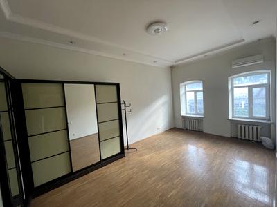 квартира за адресою Михайлівська вул., 18-А