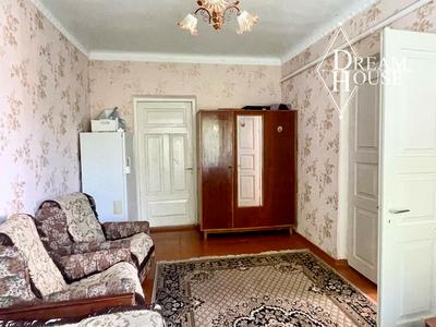 дом по адресу с. Лежница, Центральна