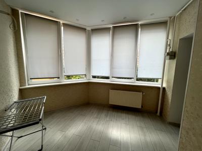 квартира за адресою Абрикосова вул., 7