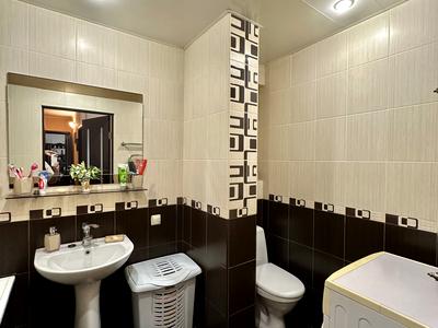квартира за адресою Штурмова вул., 7