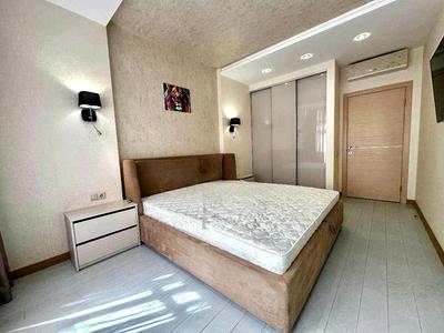 квартира за адресою Регенераторна вул., 4