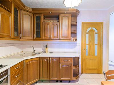 квартира за адресою Ревуцького вул., 7