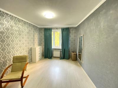 квартира за адресою Дніпровська набережна вул., 19