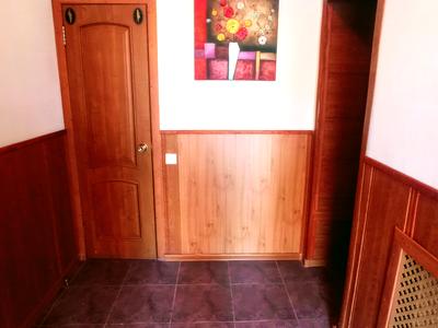 коммерческая по адресу Солідарності, 535