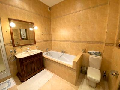 квартира за адресою Михайла Коцюбинського вул., 5