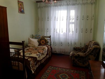 квартира за адресою Каштанова вул., 8-А