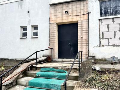 комерційна за адресою Чорновола В'ячеслава, 88