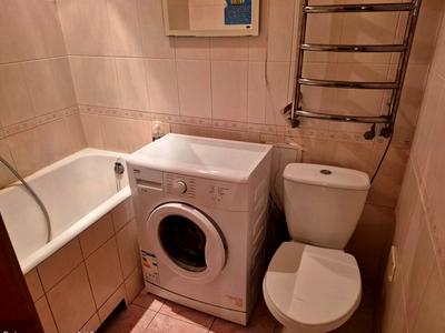 квартира по адресу Строителей ул., 8