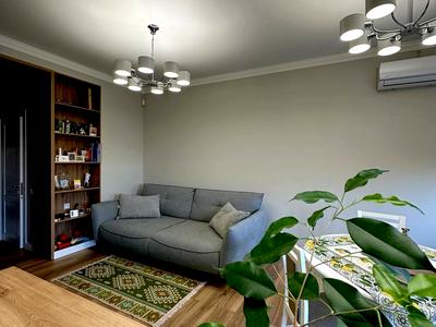 квартира за адресою Лабораторна вул., 31