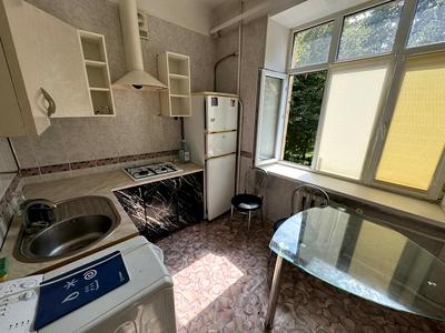 квартира за адресою Лаврська вул. (Січневого Повстання), 6