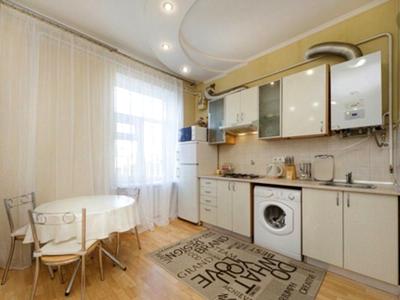 квартира по адресу Троицкая ул., 12