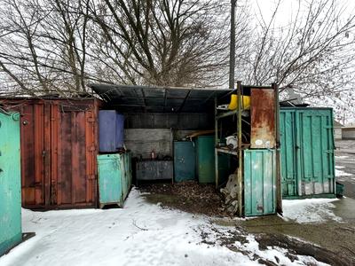 комерційна за адресою Колгоспна, 12