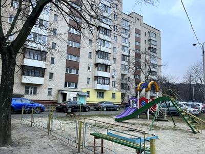 квартира за адресою Автозаводська вул., 7б
