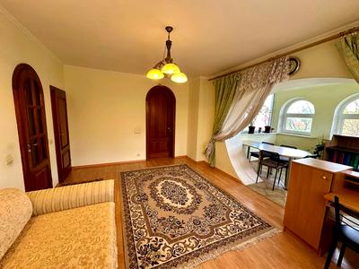будинок за адресою с. Крюківщина, Квіткова вул., 3