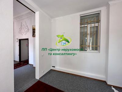будинок за адресою Михайла Грушевського просп., 318