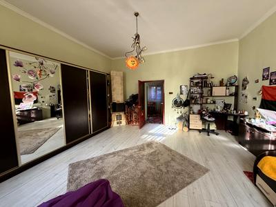 квартира за адресою Августина Волошина вул., 45