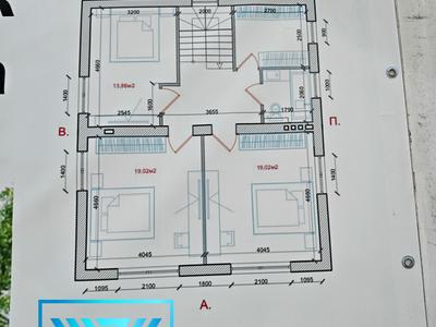 будинок за адресою Центральна, 25