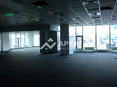 комерційна за адресою Спортивна пл., 1