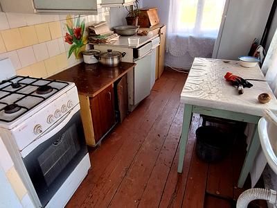 дом по адресу пгт. Красное, Драгоманова